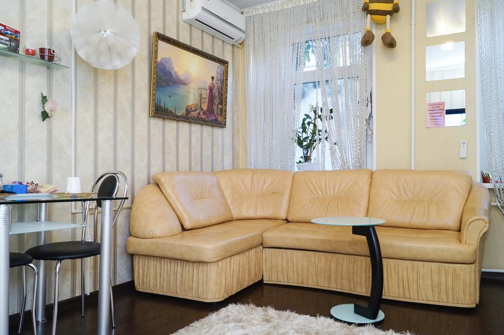 Apartment Akropol On Suvorova Street Rostov-na-Donu Eksteriør bilde